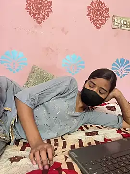 Snapshot of ks536191 chatting on March 20, 5:23 am ks536191 online show from March 20, 5:23 am