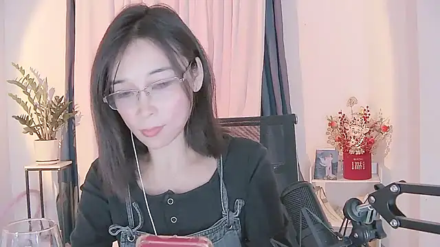 Amity-ox online show from March 16, 1:49 pm