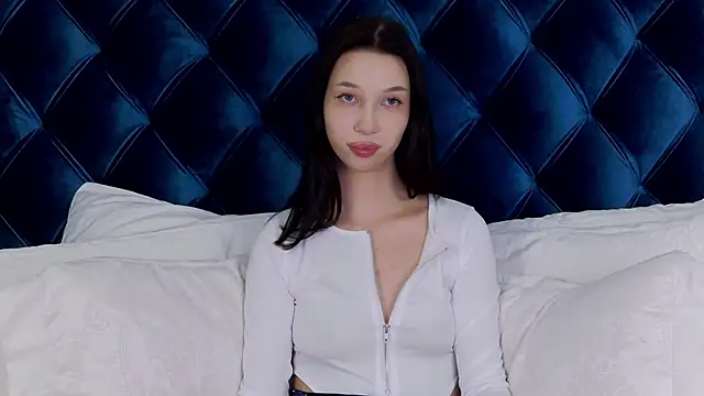 MaliaLandre online show from February 9, 1:22 am
