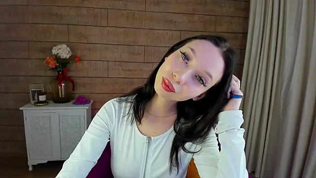 MaliaLandre online show from March 10, 7:32 am