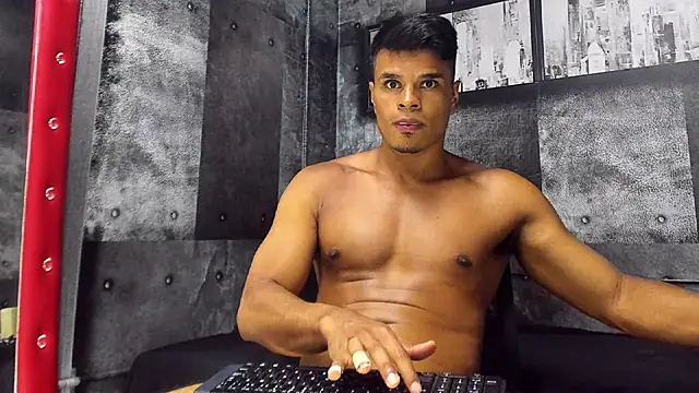 Derek Lustfordx online show from March 13, 5:28 pm