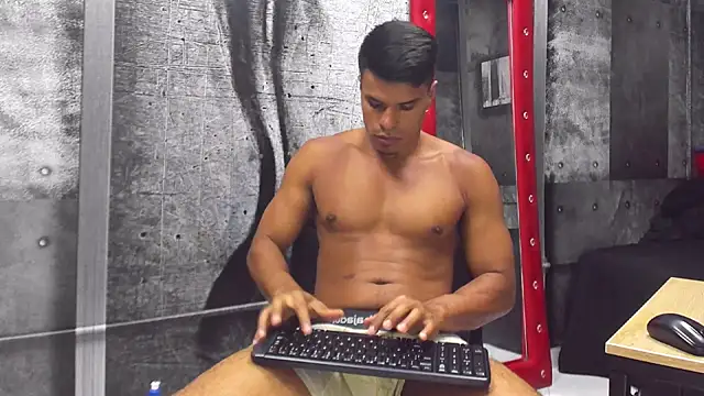 Derek Lustfordx online show from March 17, 11:21 am