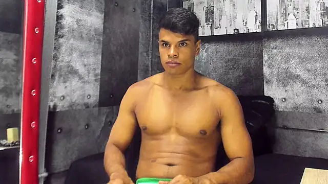 Derek Lustfordx online show from March 20, 11:27 am