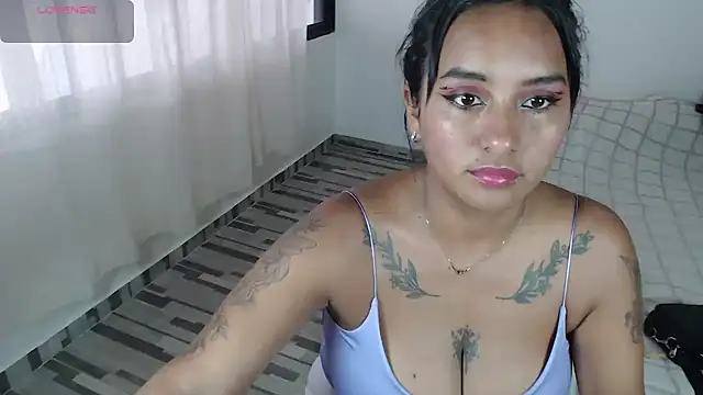 naomi h1 online show from June 19, 9:07 pm