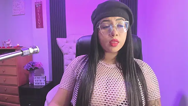 Sexy cristall  online show from January 31, 11:25 pm