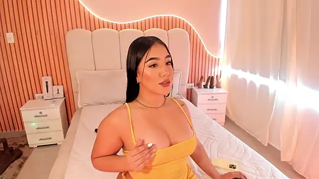 Snapshot of SofiiSweet_ chatting on October 29, 2:19 pm SofiiSweet online show from October 29, 2:19 pm