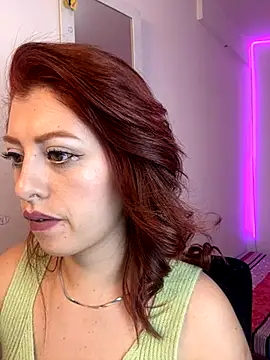 Snapshot of nix_white chatting on November 21, 3:44 pm nix white online show from November 21, 3:44 pm