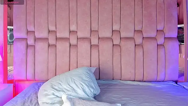 AshleyBelth  online show from February 6, 11:04 pm