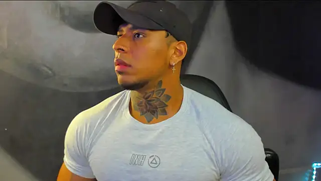 bradley smith online show from February 4, 7:40 am