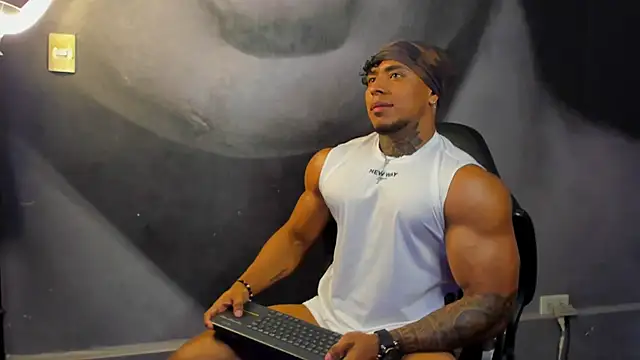 bradley smith online show from March 5, 7:16 am