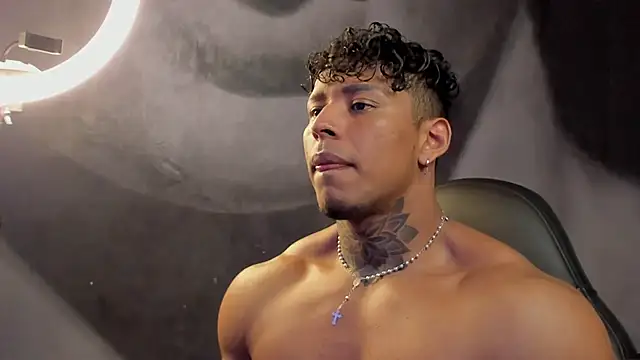 bradley smith online show from March 12, 3:18 pm