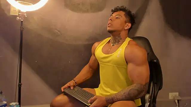 bradley smith online show from March 14, 1:24 pm