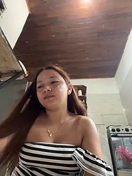 queen angelique online show from November 5, 8:53 pm