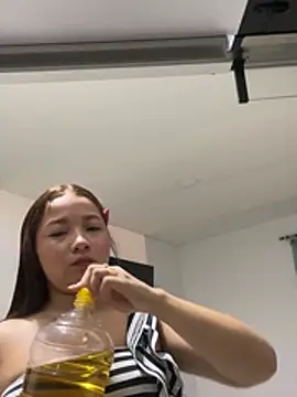 queen angelique online show from July 25, 11:35 pm