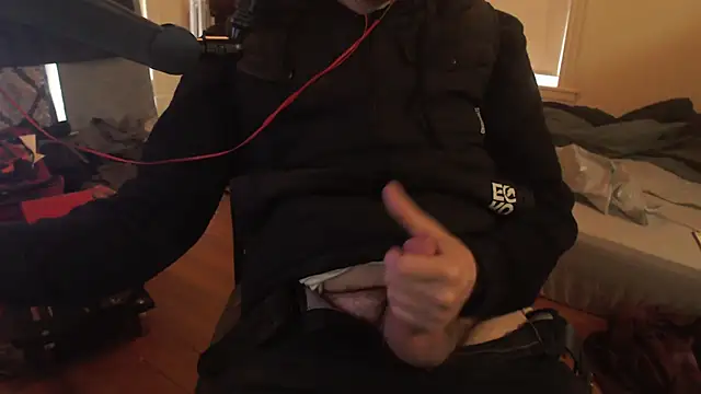 Snapshot of chicostick413 chatting on March 20, 2:21 pm chicostick413 online show from March 20, 2:21 pm