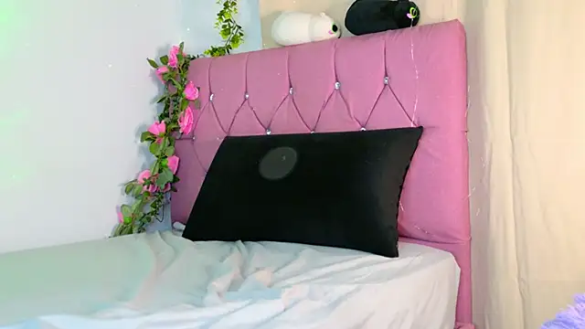 GilaKat online show from September 27, 4:50 am