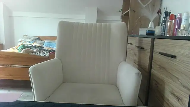 ReifeVenna online show from February 4, 10:00 am