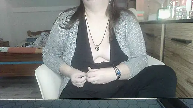 ReifeVenna online show from February 10, 4:04 pm