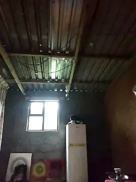 Snapshot of Chocolate_factory_man chatting on November 6, 3:18 am Chocolate factory man online show from November 6, 3:18 am