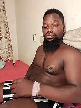 Snapshot of Chocolate_factory_man chatting on February 24, 10:19 pm Chocolate factory man online show from February 24, 10:19 pm