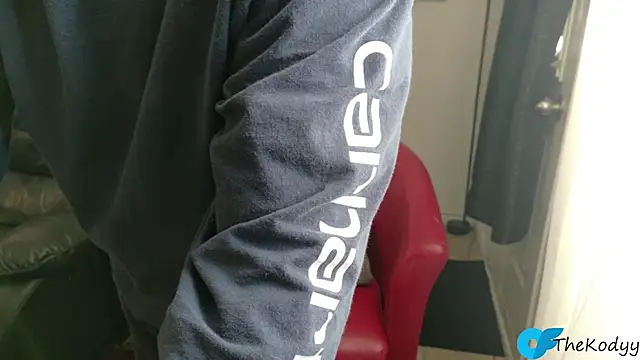 Snapshot of Thekodyy chatting on October 10, 1:32 pm Thekodyy online show from October 10, 1:32 pm