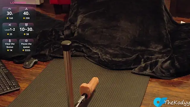 Snapshot of Thekodyy chatting on October 30, 7:21 am Thekodyy online show from October 30, 7:21 am