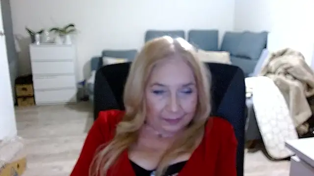 sofia xkiss online show from December 20, 2:38 pm