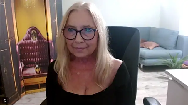 sofia xkiss online show from October 6, 1:52 pm