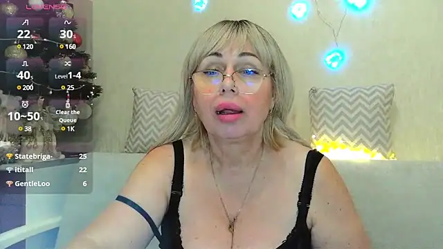 SusieNoreen online show from January 13, 4:39 am