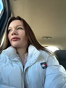 justmila online show from December 29, 10:12 am