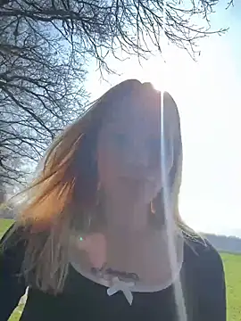 justmila online show from March 5, 10:55 am