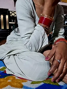 Its reena 009 online show from February 22, 5:57 pm