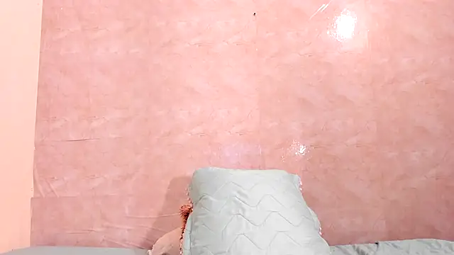 NicolVilla online show from October 23, 1:10 pm