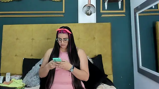 BellaPeers  online show from December 10, 2:39 pm