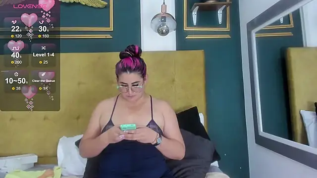 BellaPeers  online show from January 9, 11:47 am