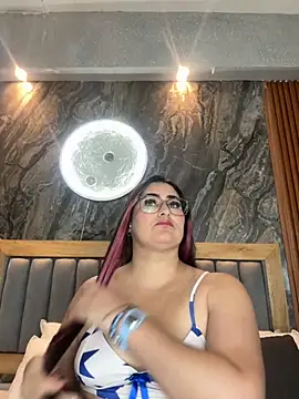 BellaPeers  online show from September 23, 11:46 am