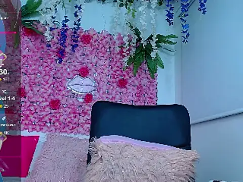 BLONDE SEXYHOT online show from March 9, 5:33 am