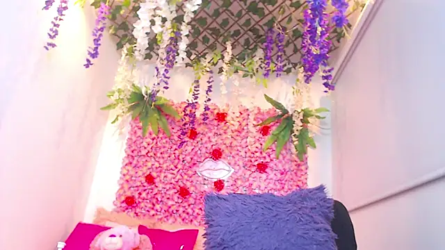 BLONDE SEXYHOT online show from November 3, 11:26 pm