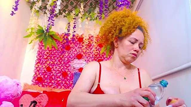 BLONDE SEXYHOT online show from November 7, 4:12 am