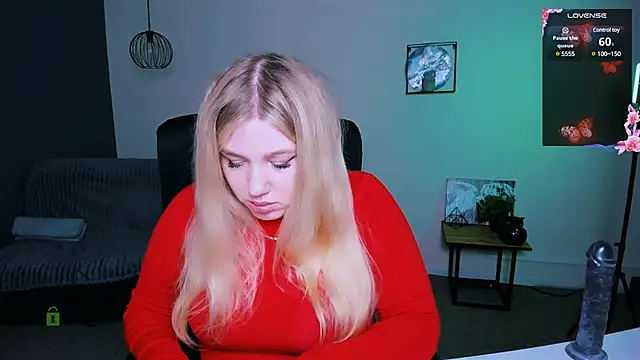 juli kisss online show from January 21, 7:39 pm