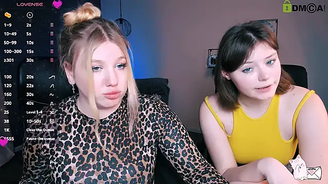 juli kisss online show from March 14, 2:31 am