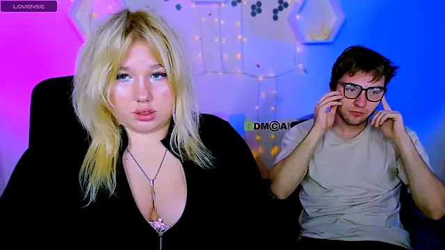 juli kisss online show from November 7, 1:27 am