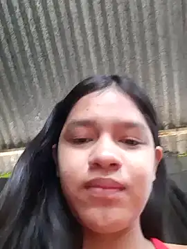 Snapshot of Little_Pau_Dirty chatting on December 12, 12:44 pm Little Pau Dirty online show from December 12, 12:44 pm