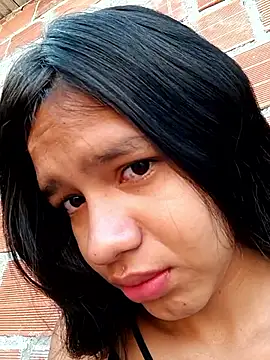 Little Pau Dirty online show from November 7, 1:33 pm