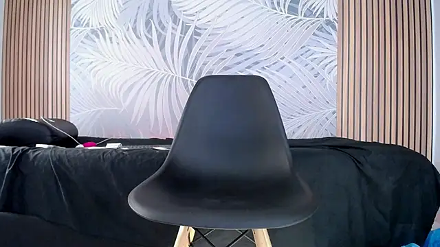 LauraRossi Nova online show from February 24, 1:21 pm