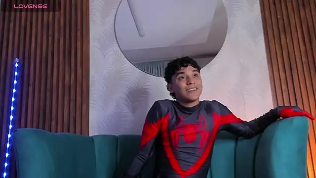 Snapshot of Austin_Cardieff chatting on January 29, 6:43 am Austin Cardieff online show from January 29, 6:43 am