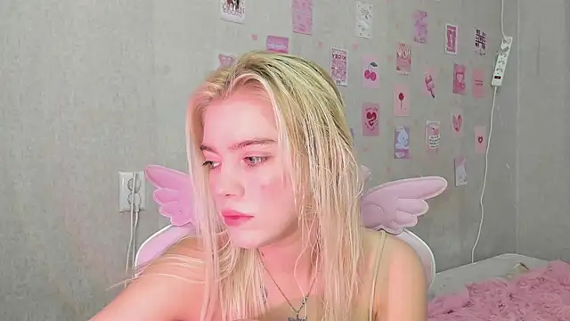 Shawty Blonde online show from September 12, 6:30 pm