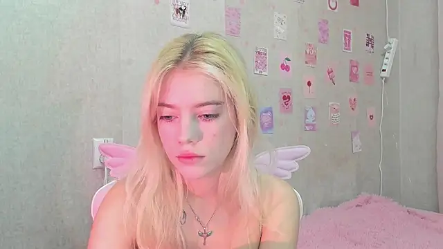 Shawty Blonde online show from September 18, 6:10 pm