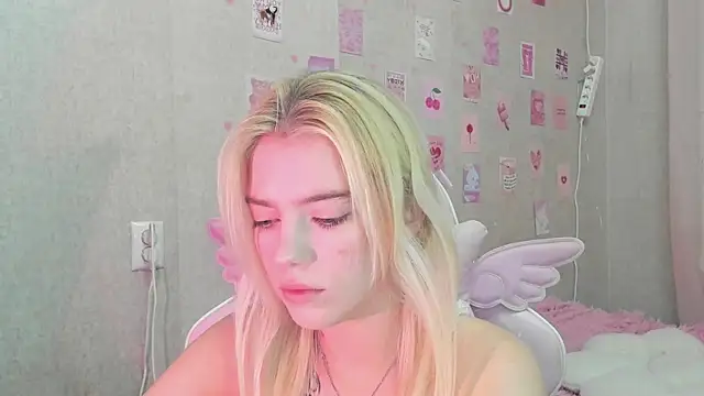 Shawty Blonde online show from September 20, 6:20 pm