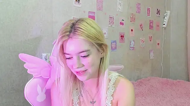 Shawty Blonde online show from September 21, 6:09 pm
